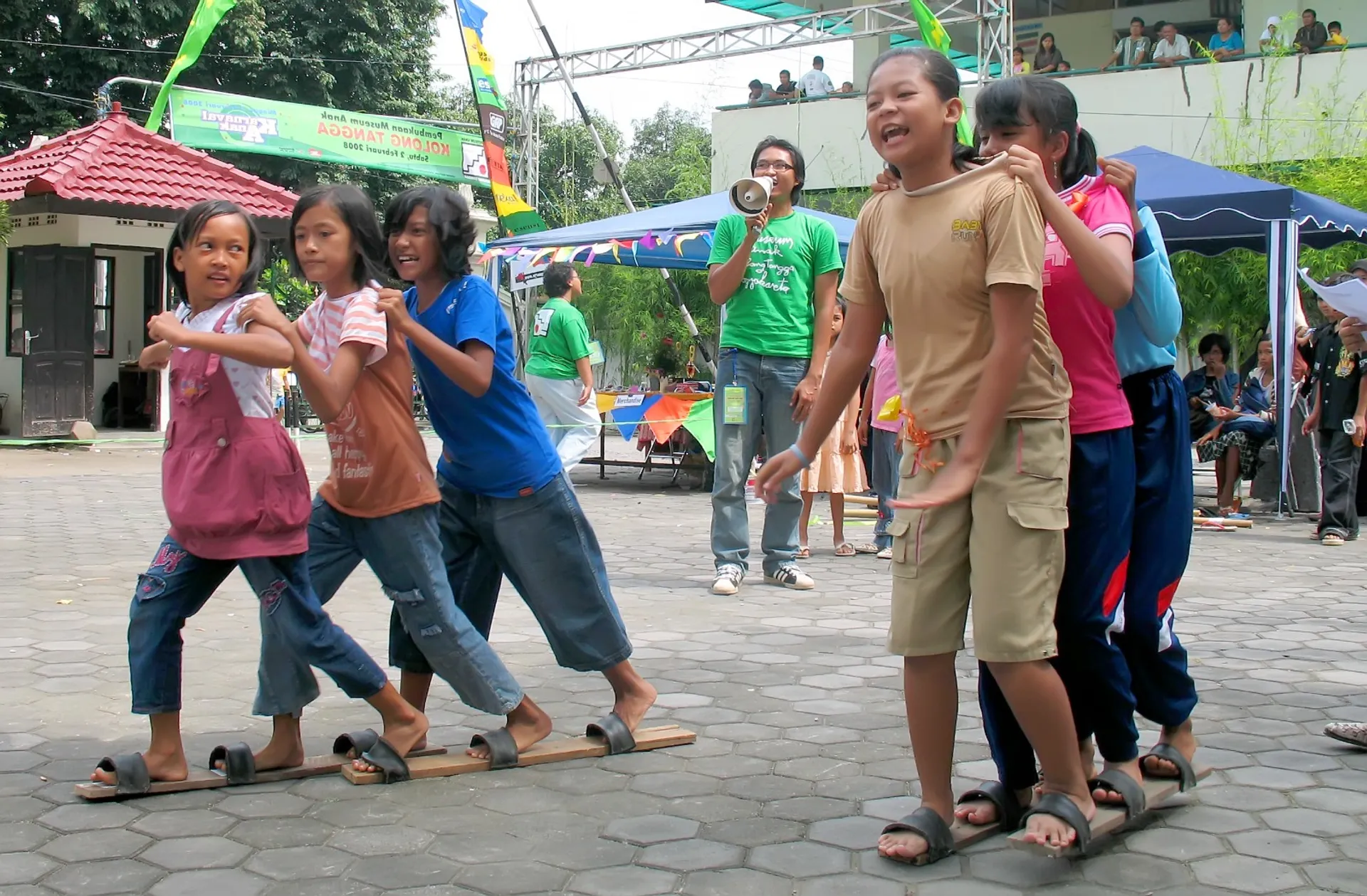 Program Dolanan - Bermain dan Belajar